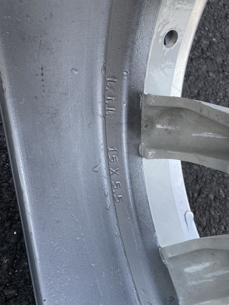 Jantes EMPI 8 Spoke 15x5.5 / Karmann Ghia (4x130)