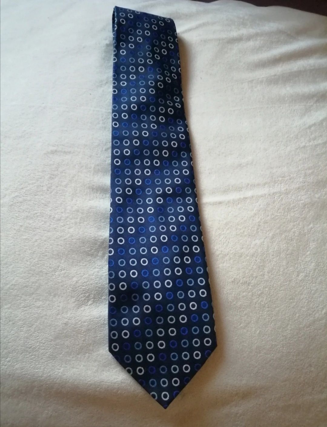 Granatowa krawat