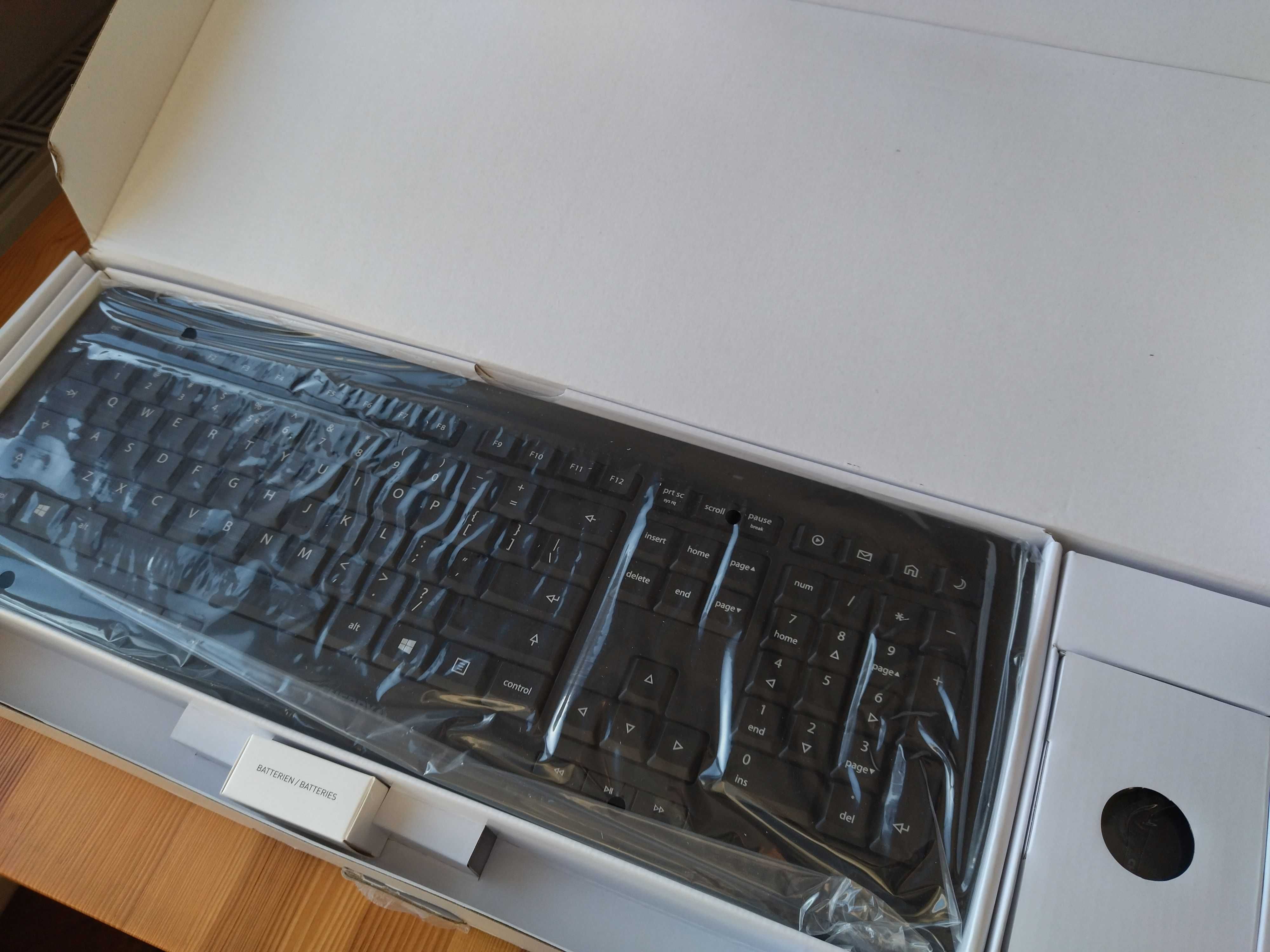Zestaw bezprzewodowy CHERRY DW 5100 klawiatura + mysz