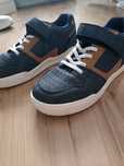 Buty sportowe chłopięce r.35