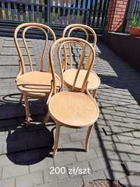 Krzesła drewniane gięte