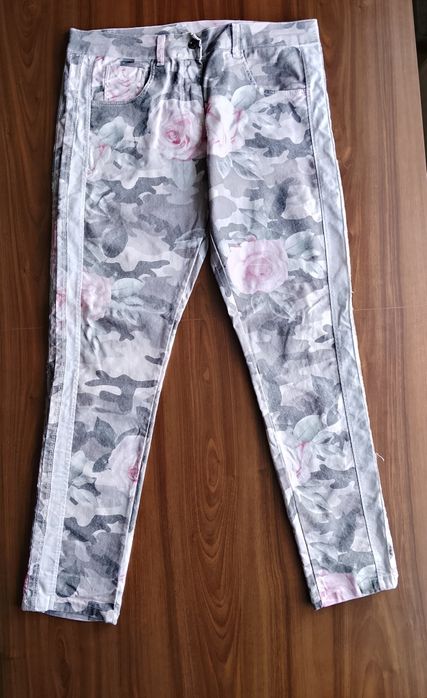 Spodnie damskie typu jeans