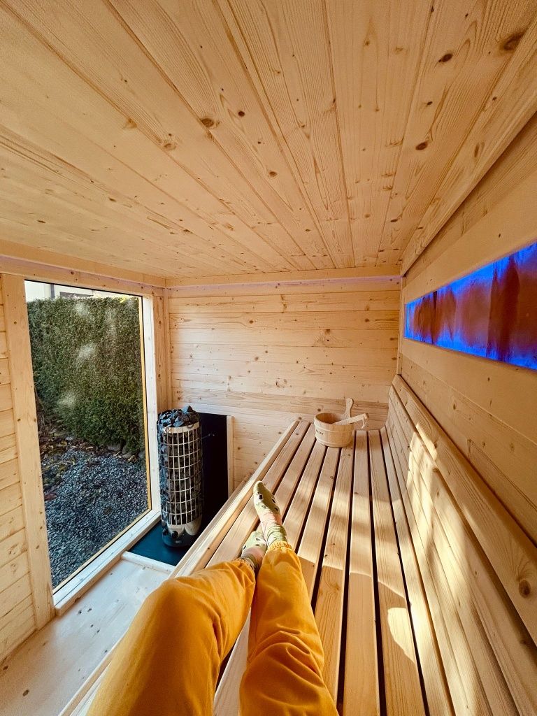 Nowoczesna sauna ogrodowa - wyposażenie premium