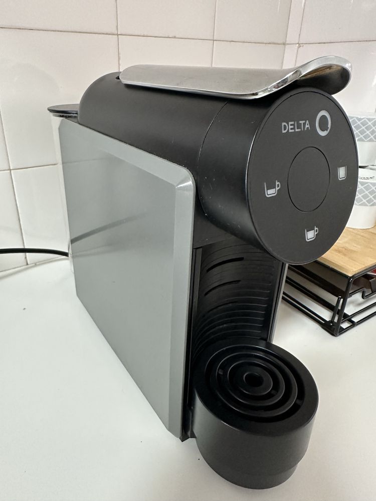 Máquina de café Delta Q