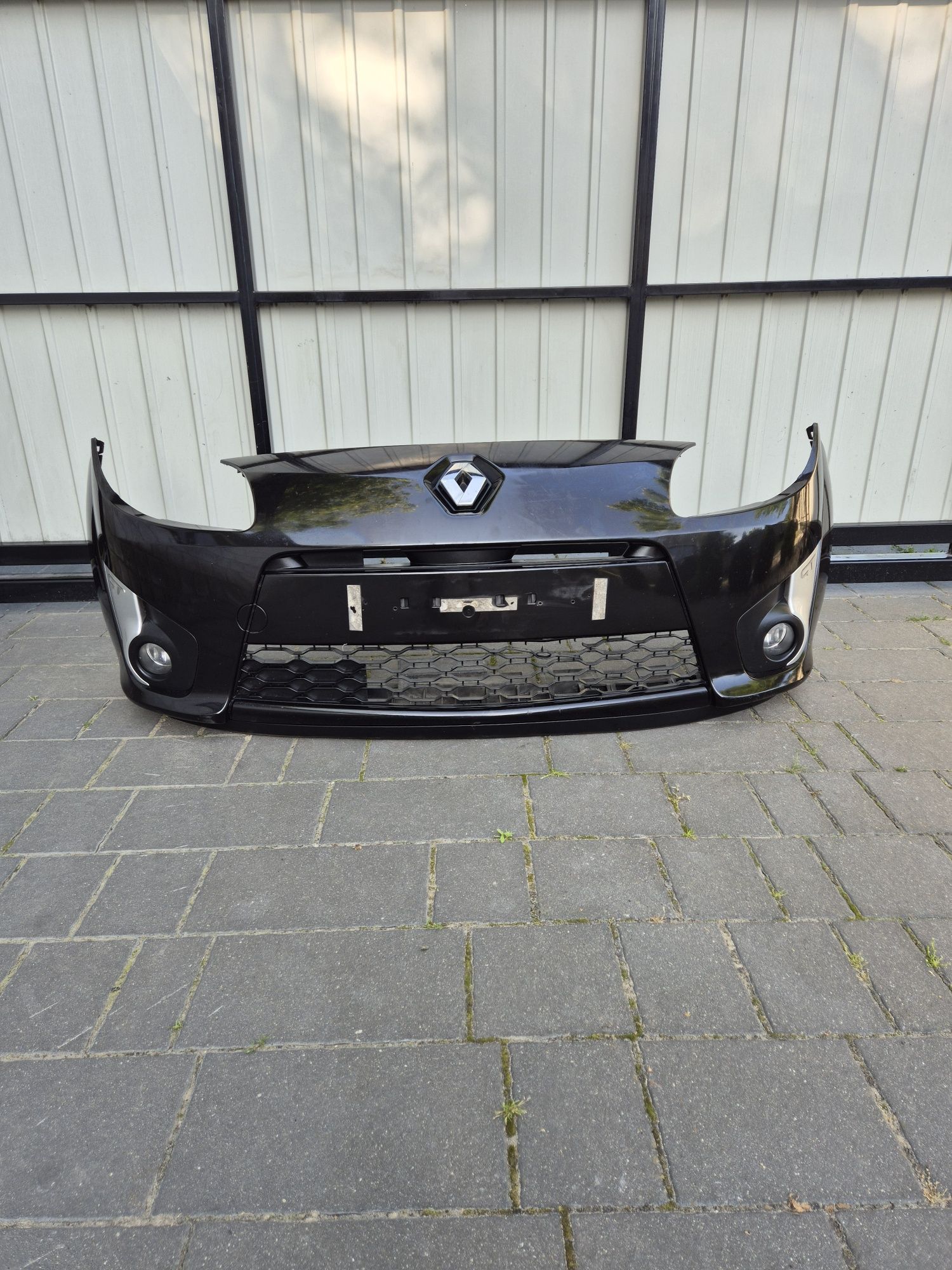 Zderzak przód przedni renault twingo II rok 08 kod lak NV676 nv 676 GT