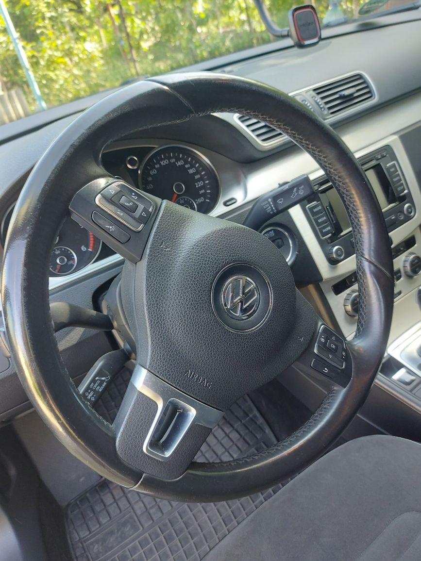 Продам Volkswagen B7