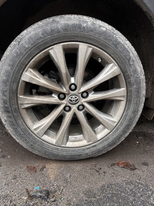 Шини 235 55 R18 літня