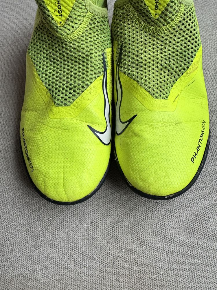 Сороконіжки Nike 38