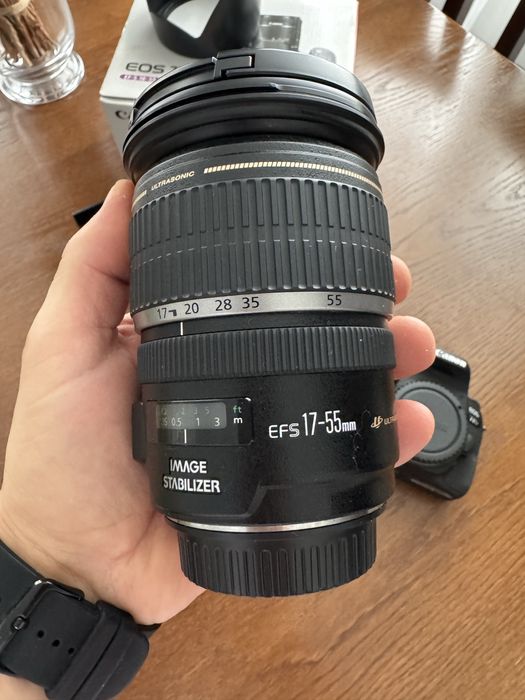 Canon eos77D + ef-s 17-55 f2.8 is usm