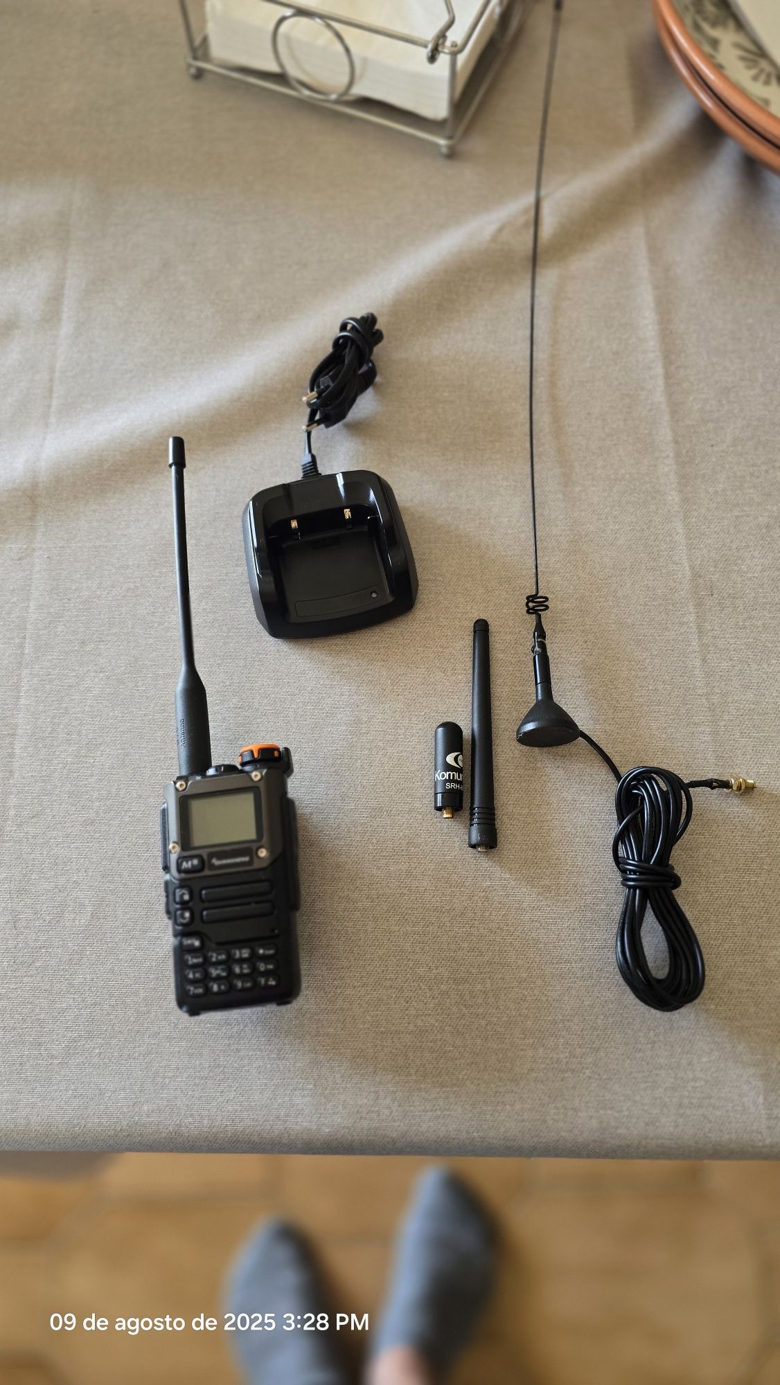 Radio portátil vhf uhf hf