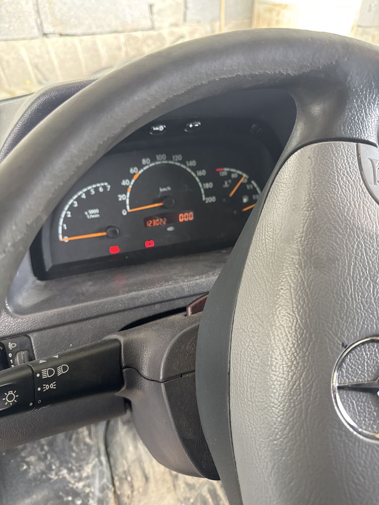 Mercedes vito 9 lugares