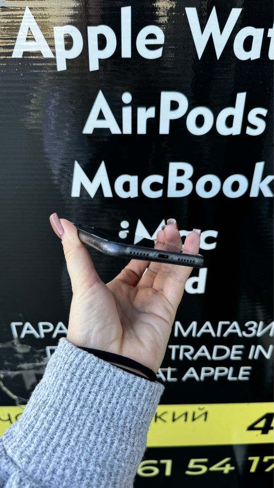 Iphone 11 256gb Neverlock. Полный комплект,родная коробка. Гарантия