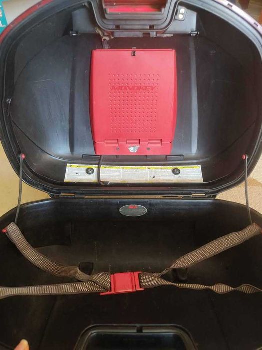 Top Case GIVI Monokey V46 + encosto