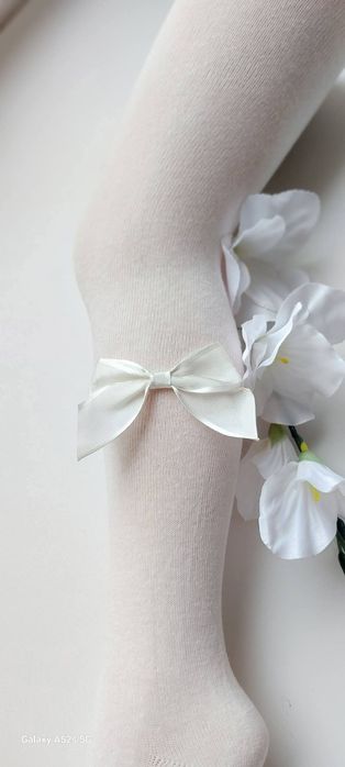 Białe rajstopy 116-128 bawełny z kokardką certyfikat OEKO-TEX