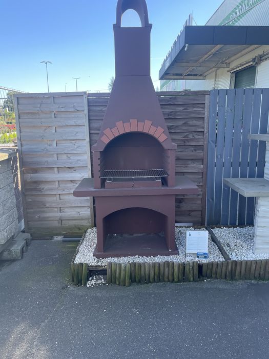 Grill betonowy ogrodowy