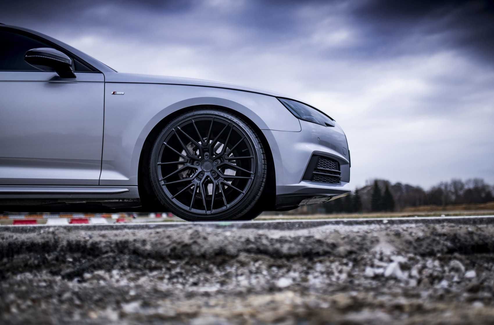 Felgi Japan Racing JR38 21" 9,5J 5x112 Audi A6 S6 A7 A8