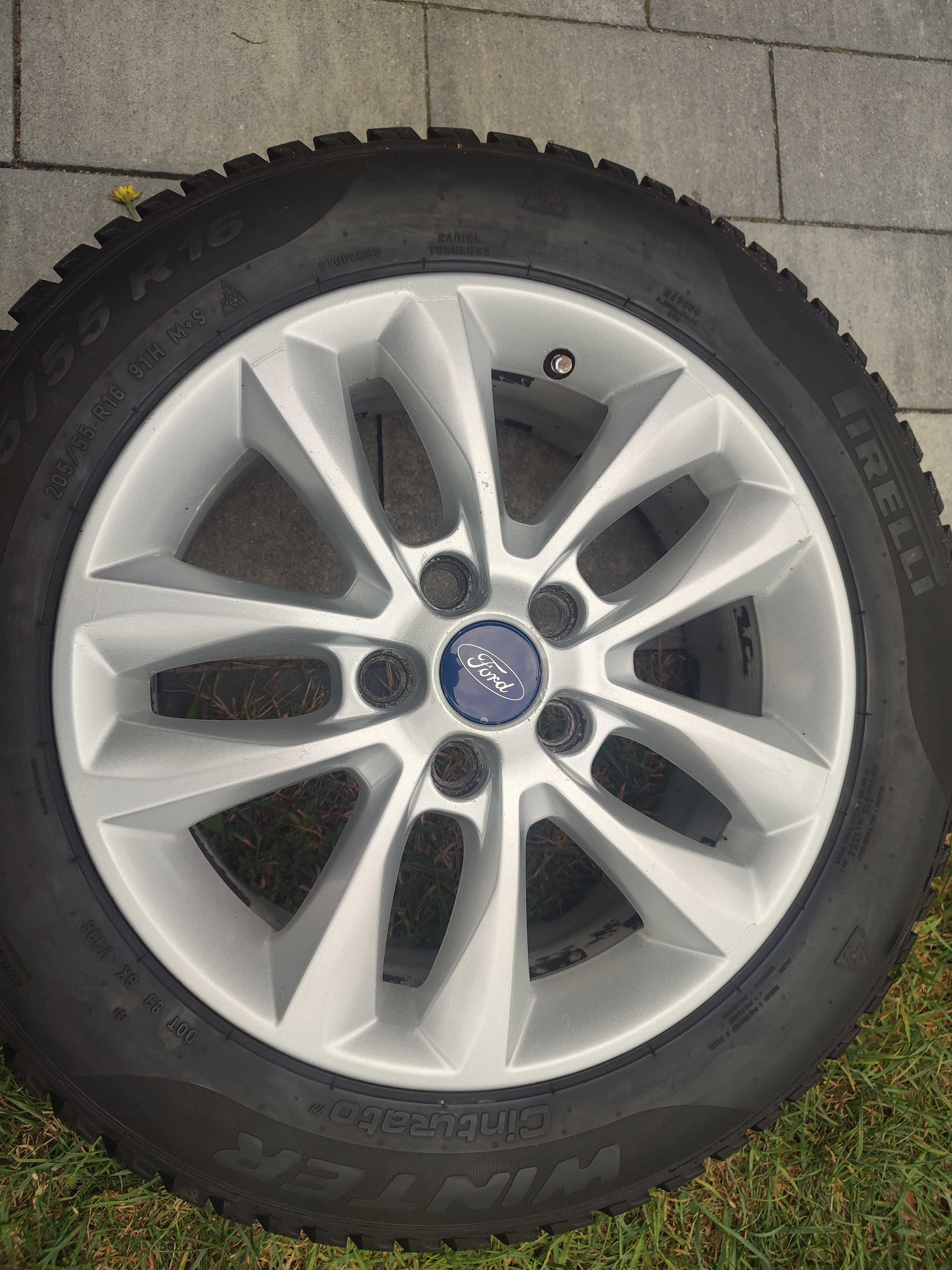 Koła zimowe Ford 16, opony Pirelli 2023r, Mondeo, Focus, C-Max, S-Max
