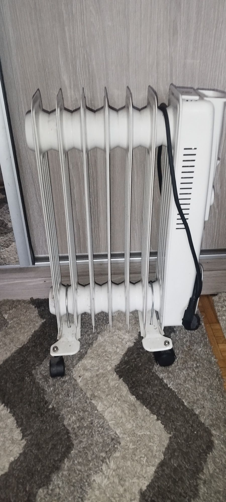 Sprzedam niemiecki grzejnik olejowy Euromate 1500W