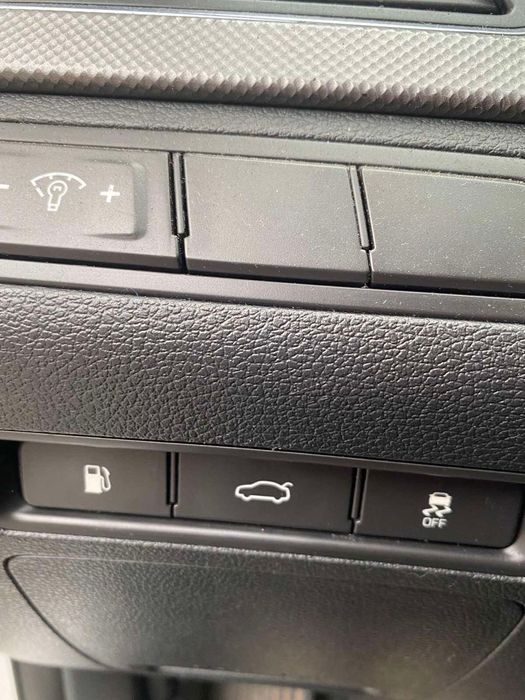 Продажа автомобіля HYUNDAI SONATA, 2016 р.в., газ заводська установка
