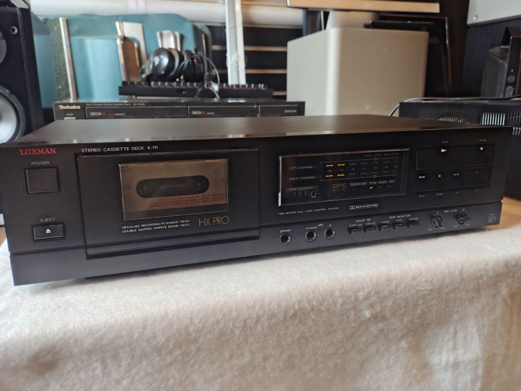 Luxman L-111 magnetofon