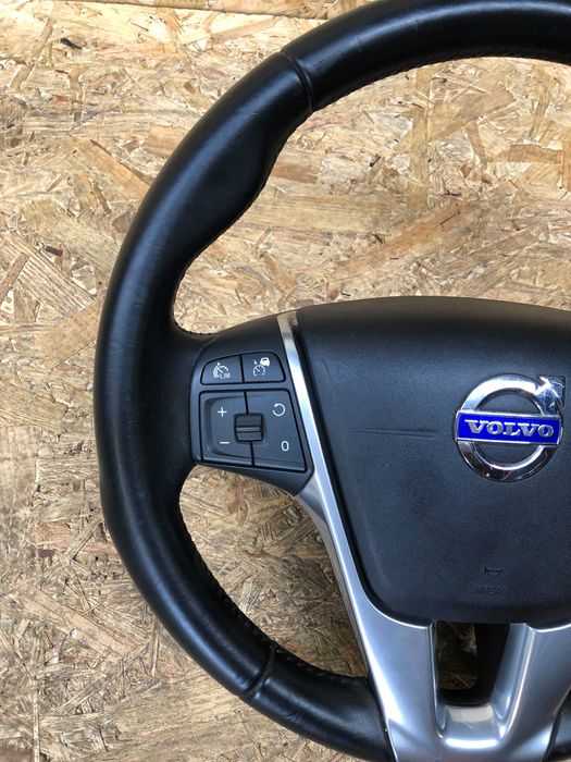 Kierownica Volvo V40