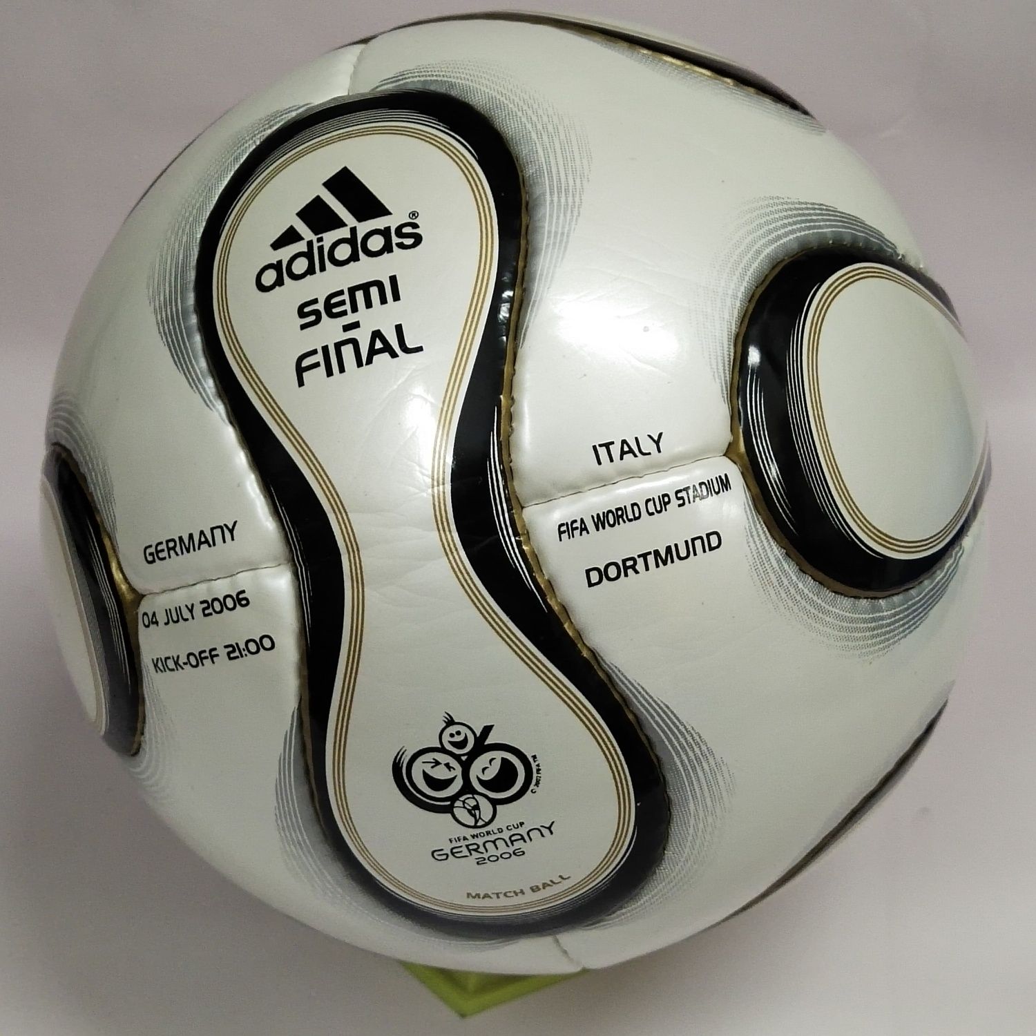 Piłka nożna Adidas Teamgeist 2006 rozmiar 5