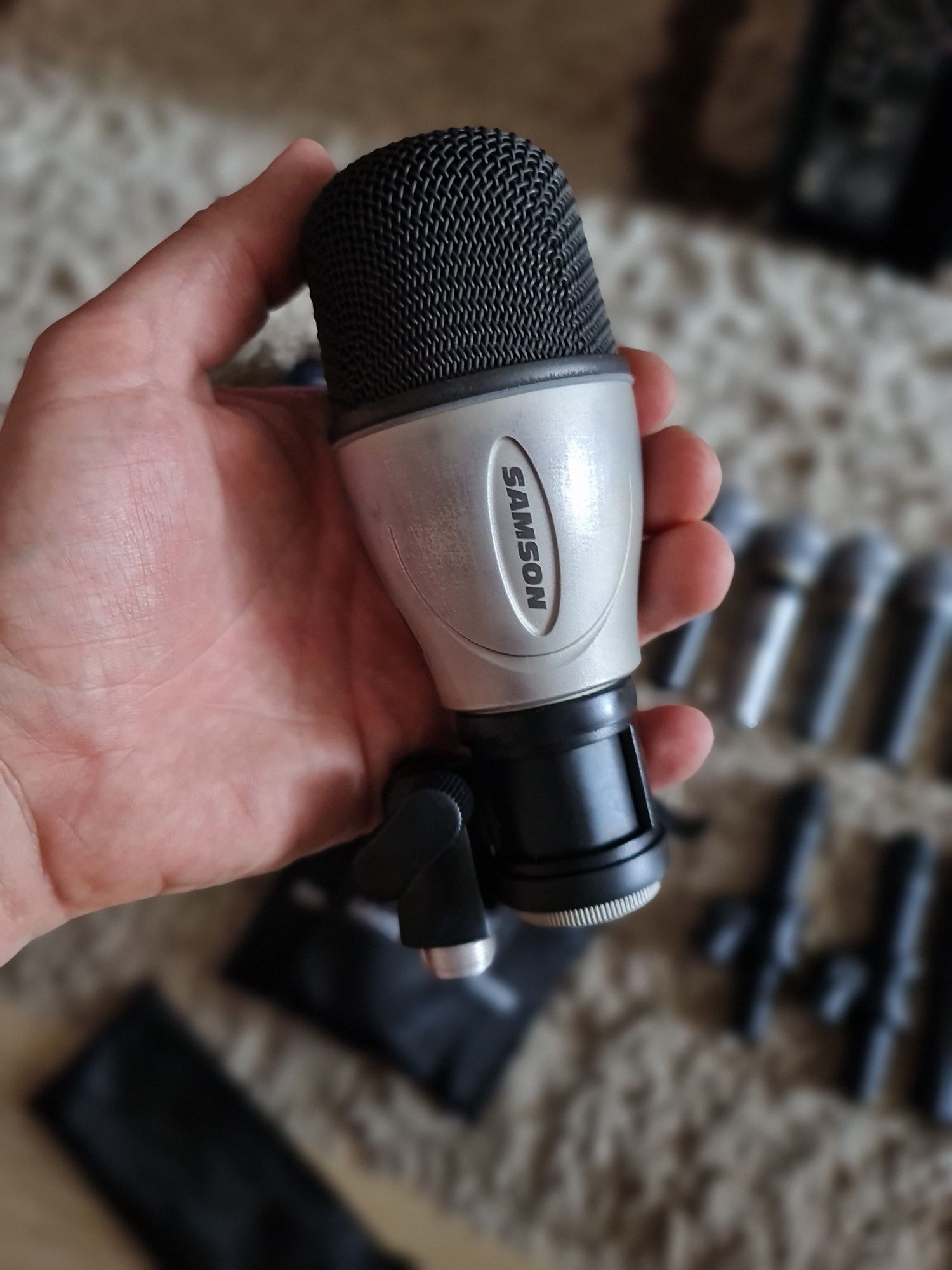 Микрофоны Sennheiser e825, e835