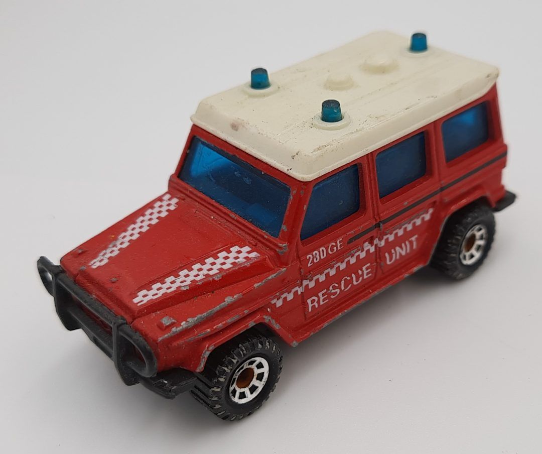 Stary samochodzik resorak kolekcjonerski Matchbox 1984 Mercedes 280 GE