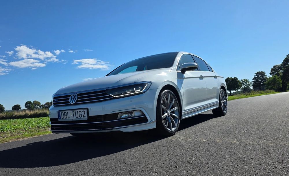 Volkswagen Passat 2017 2.0 TDI 190PS , automat , R-line ,Virtual Cocpit, LED , Raty !!