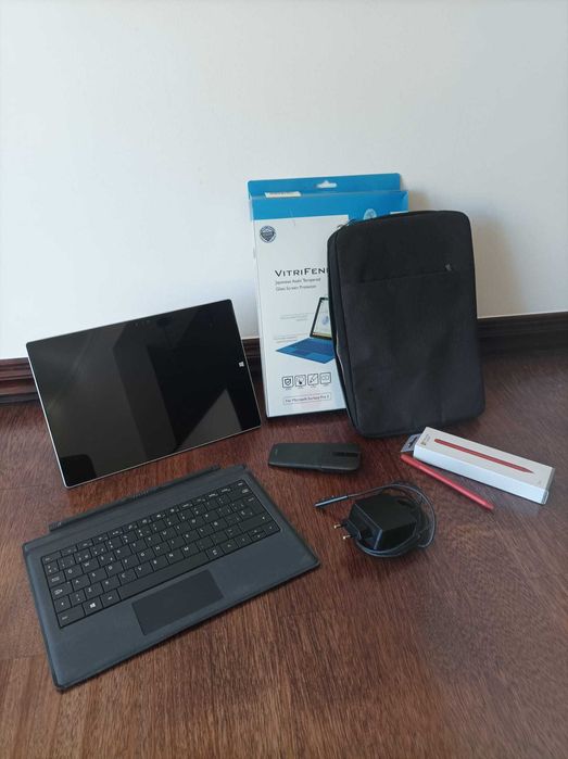 Surface Pro 3 i7 / 256GB SSD + Teclado + Caneta + Rato + Película nova