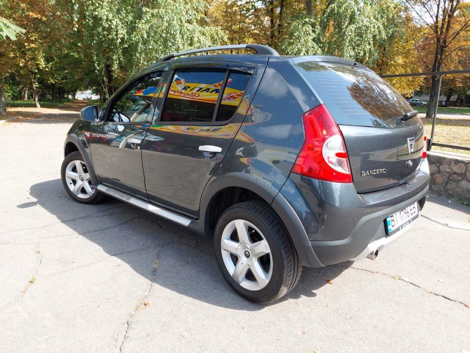 Dacia Sandero 2012 рік