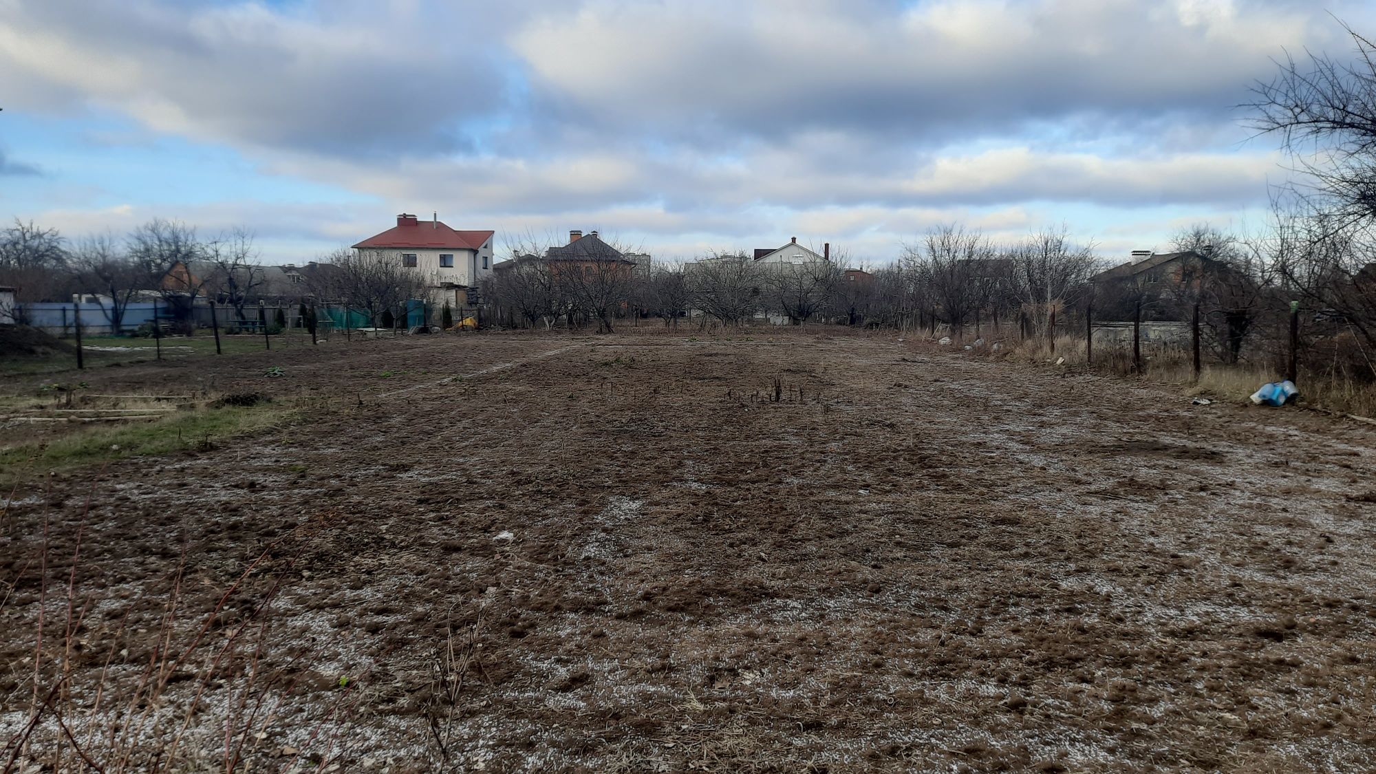 Продам ділянку 16с,елітне місто під забудову
