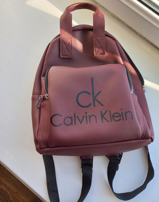 Продам рюкзак Calvin Klein