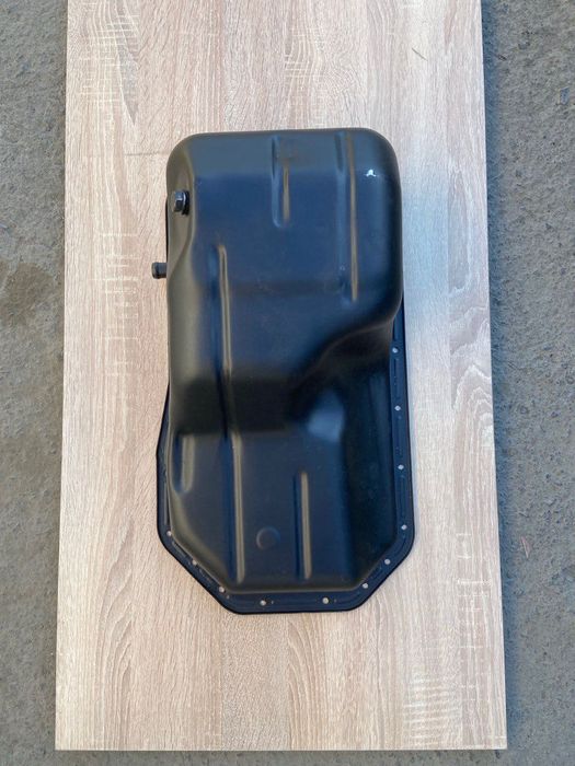 Піддон масляний Mitsubishi Pajero 2.5 td