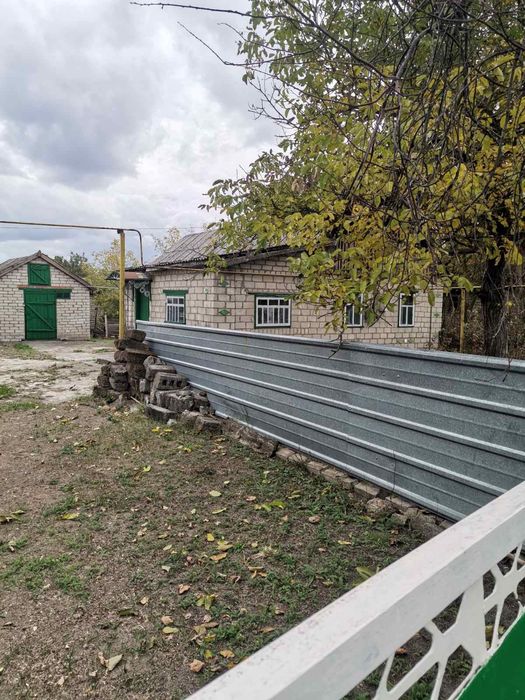 Продам  дім в селі
