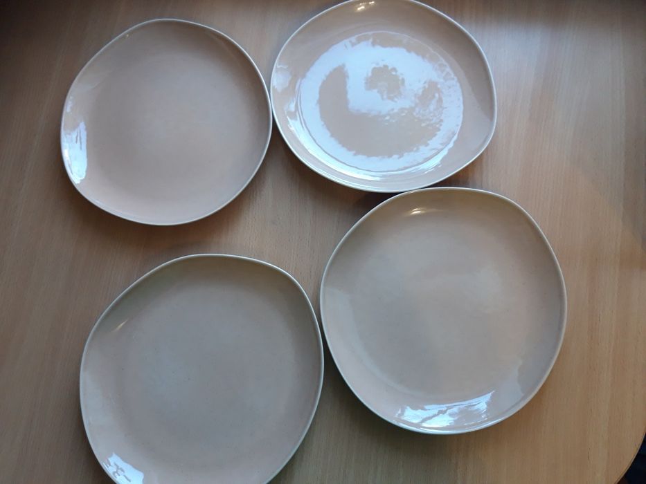 Продам новий посуд та прибори