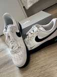 Nike Air Force 1 ’07 LV8 J22 rozmiar 42.5