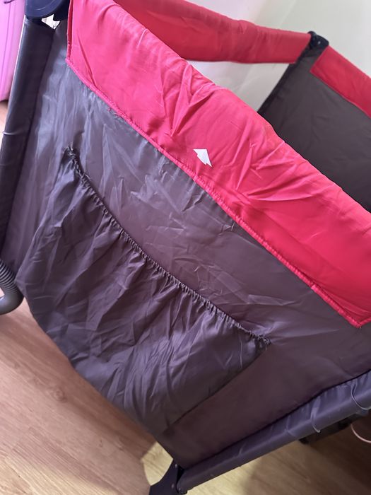 Berço de viagem para desocupar