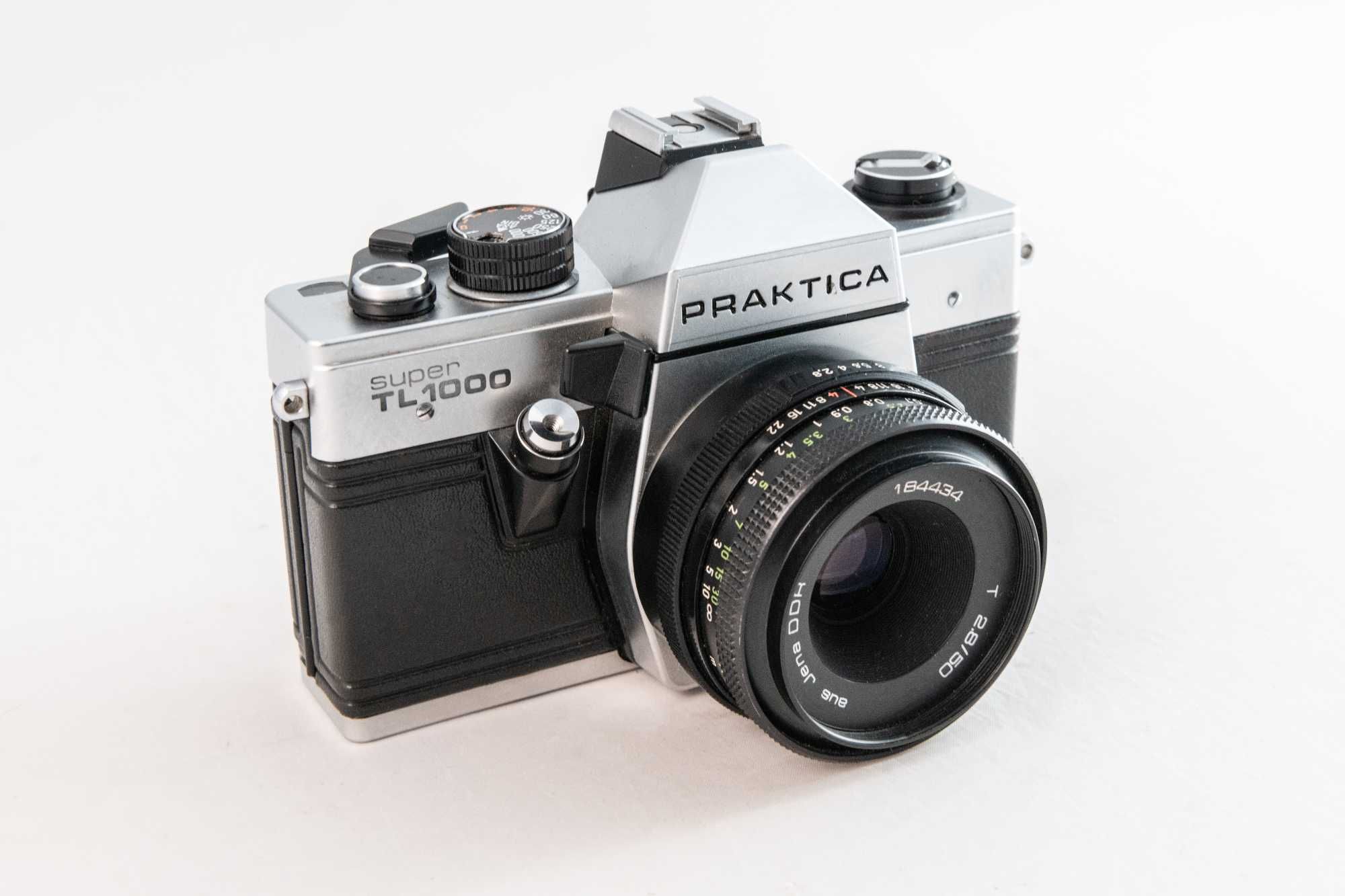 PRAKTICA Super TL1000 + obiektyw Carl Zeiss aus Jena DDR 50mm 2.8