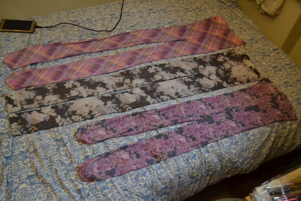 Mocne rajstopy w różowo - żółtą kratkę