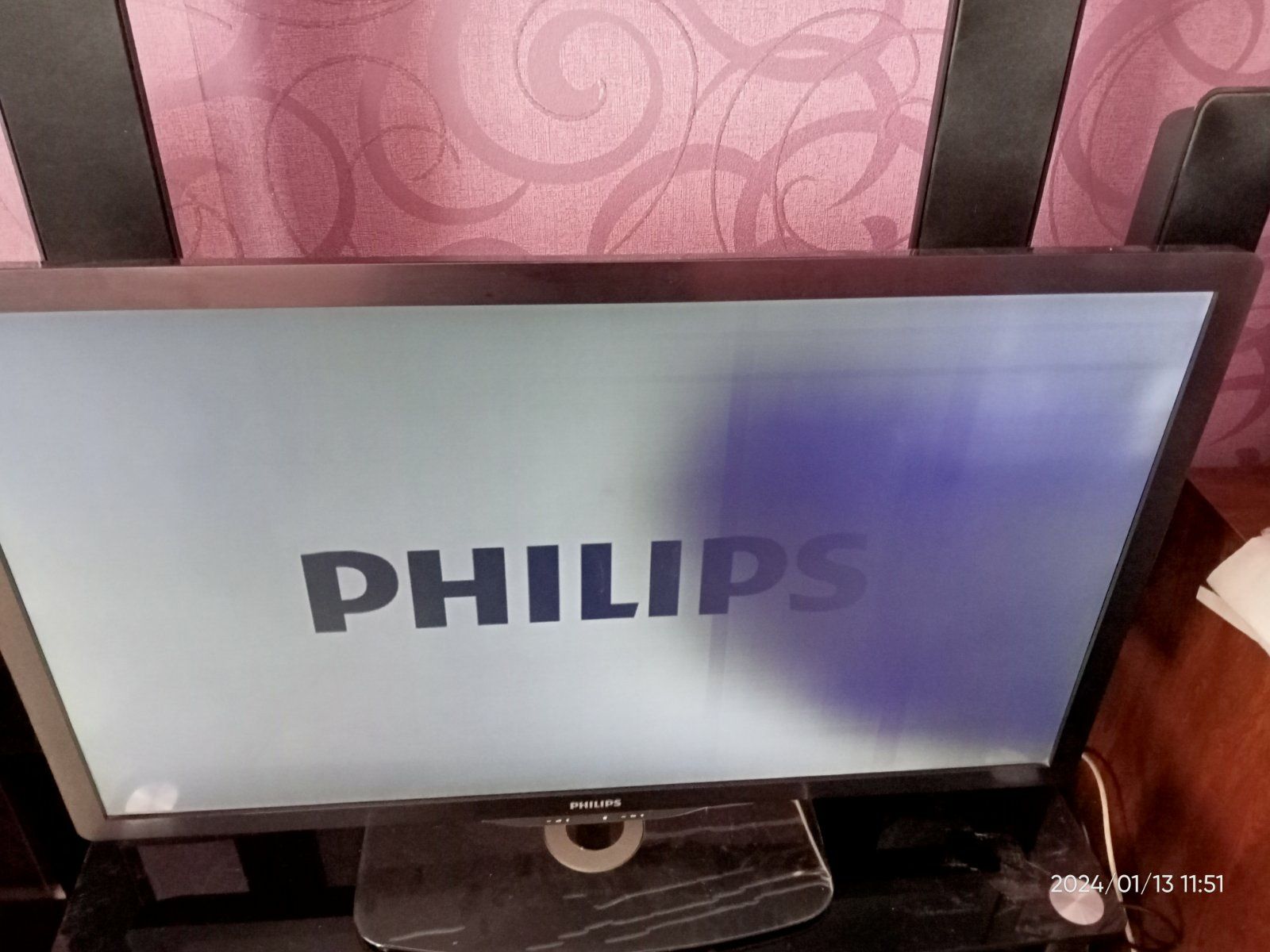 Телевизор  PHILIPS 43"