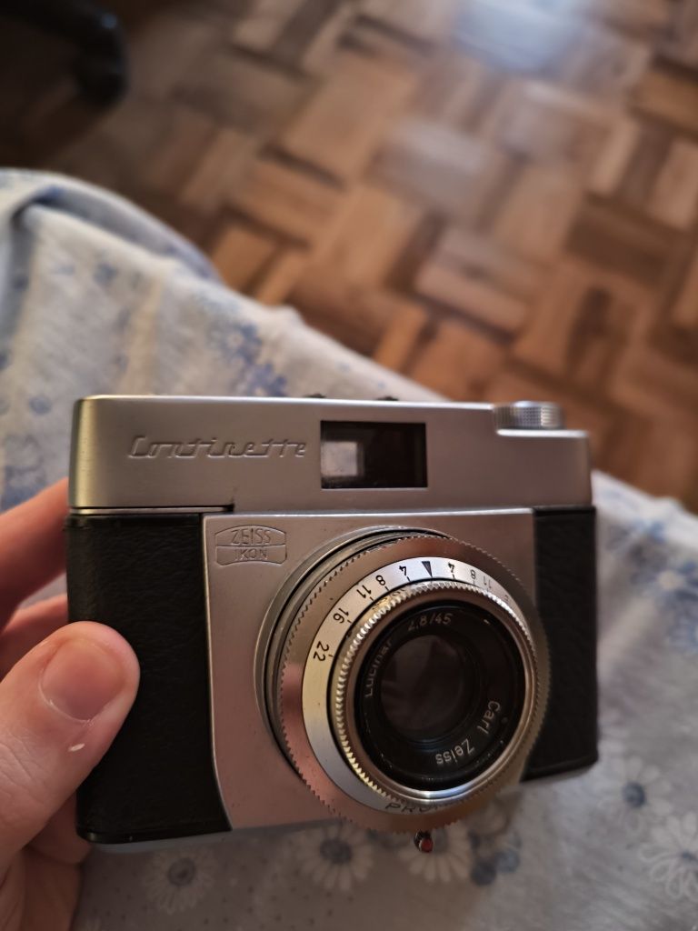 Máquina Fotográfica Antiga