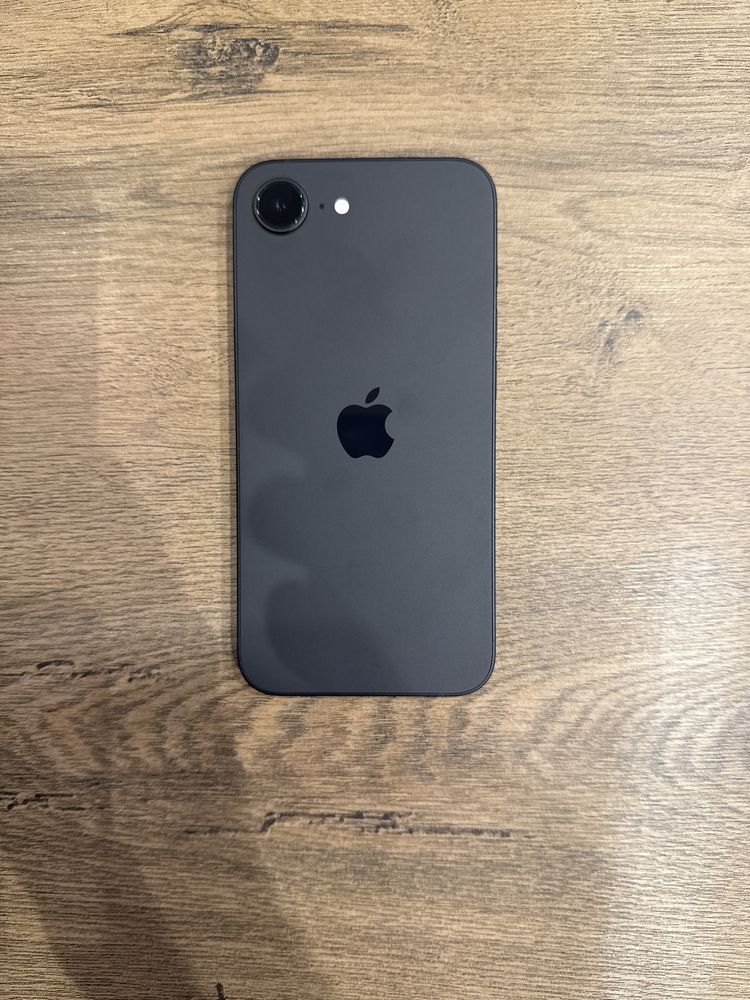 Iphone 16e ideał