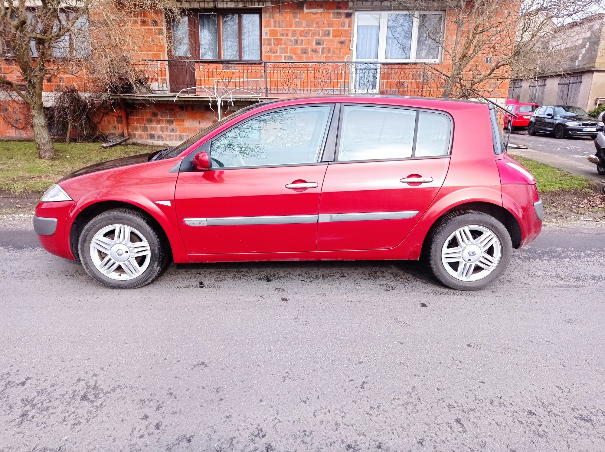 Renault Megane 1,6 b 2003r zarejestrowana