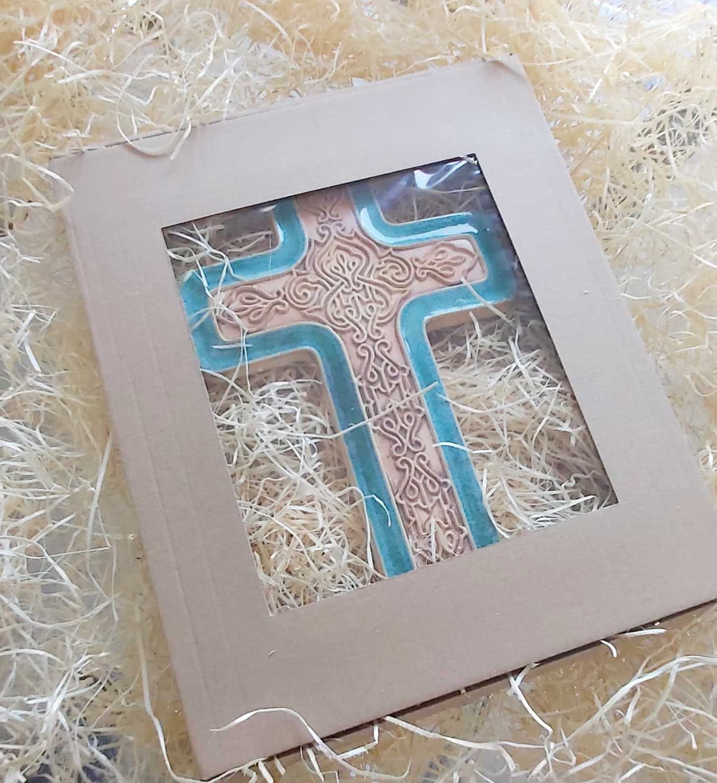 Krzyż krucyfiks ceramika ręcznie robiony na ścianę idealny na prezent