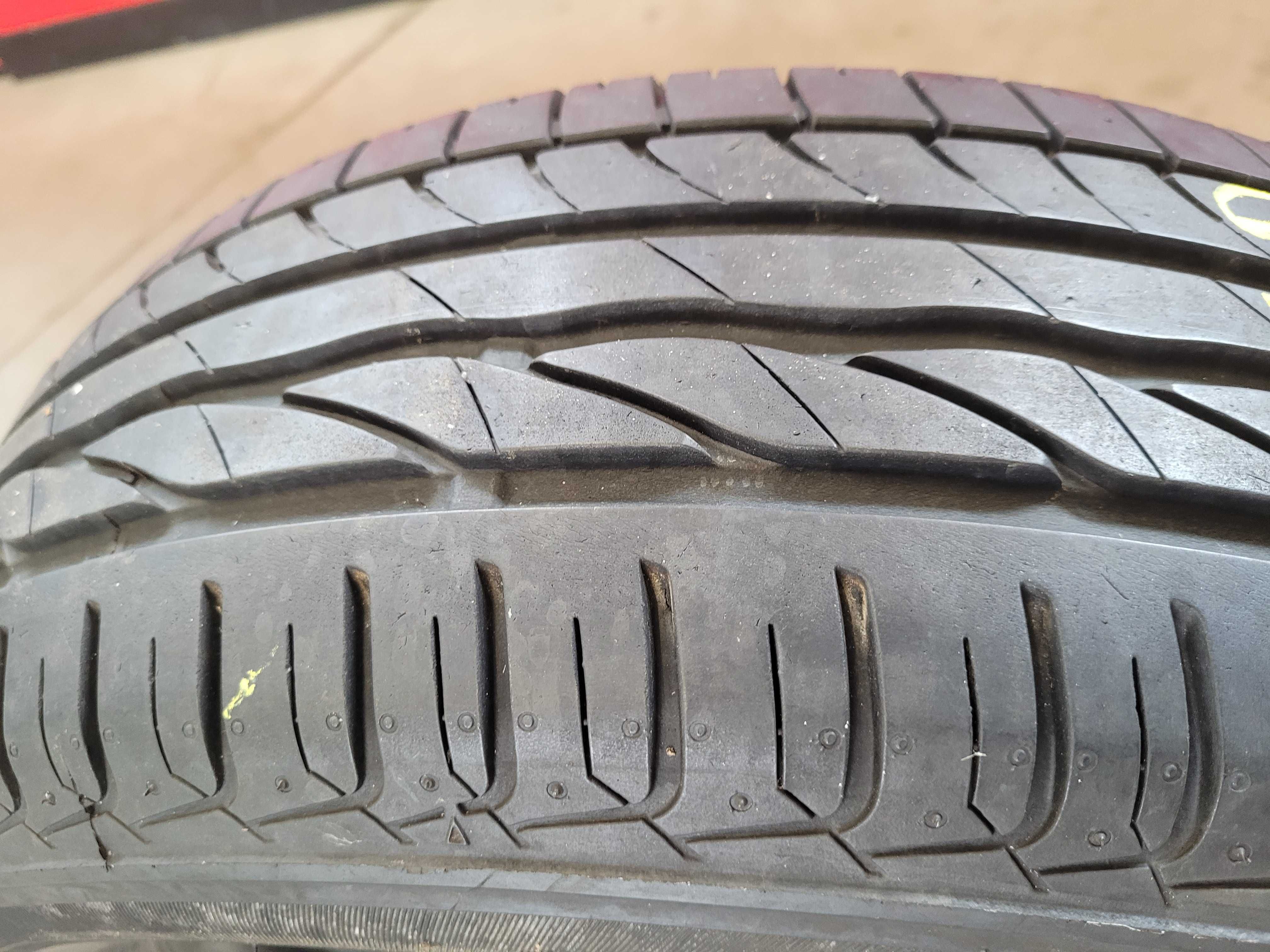 Opona Bridgestone 205/60 R 16