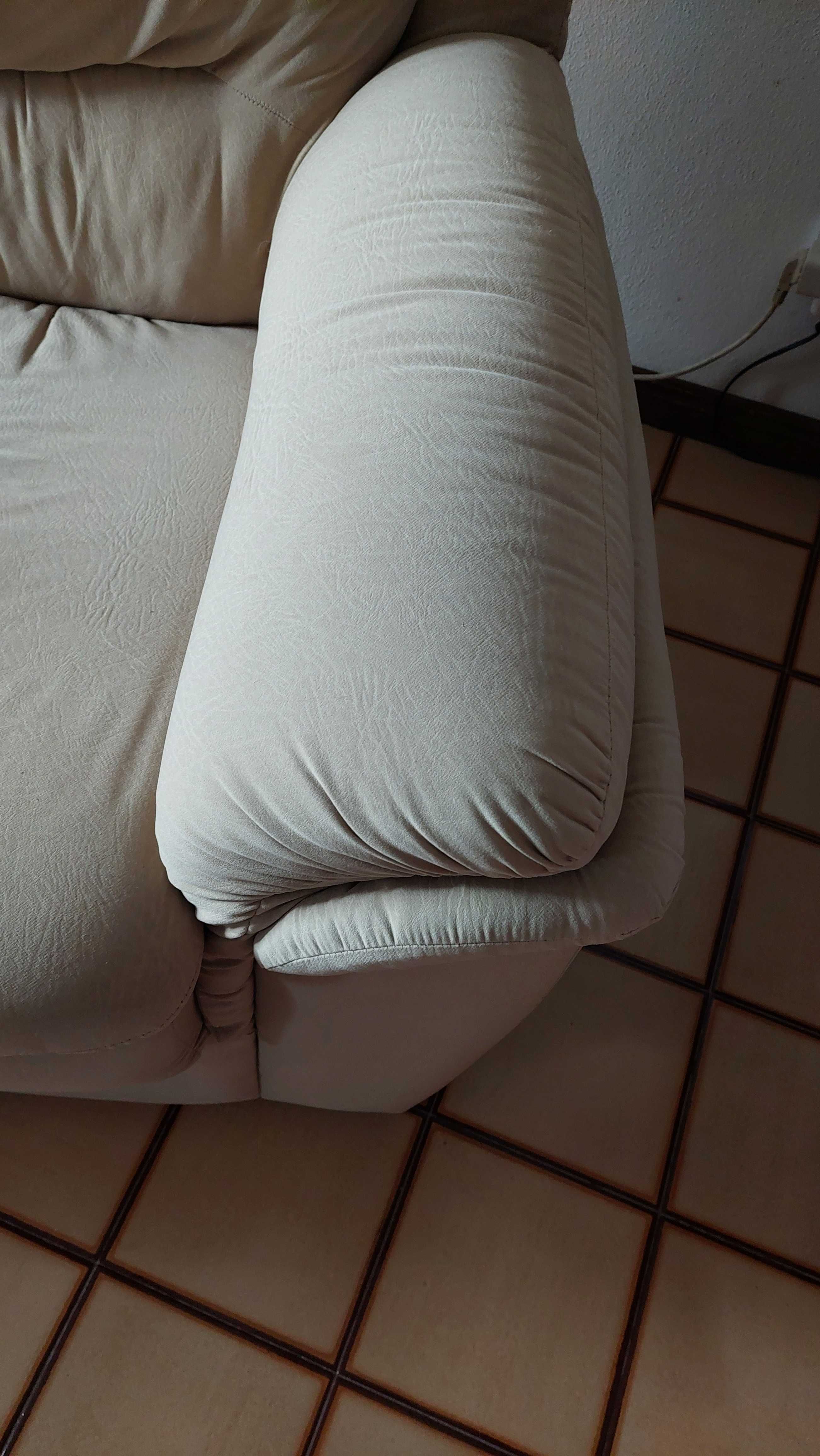 Sofá de 3 lugares