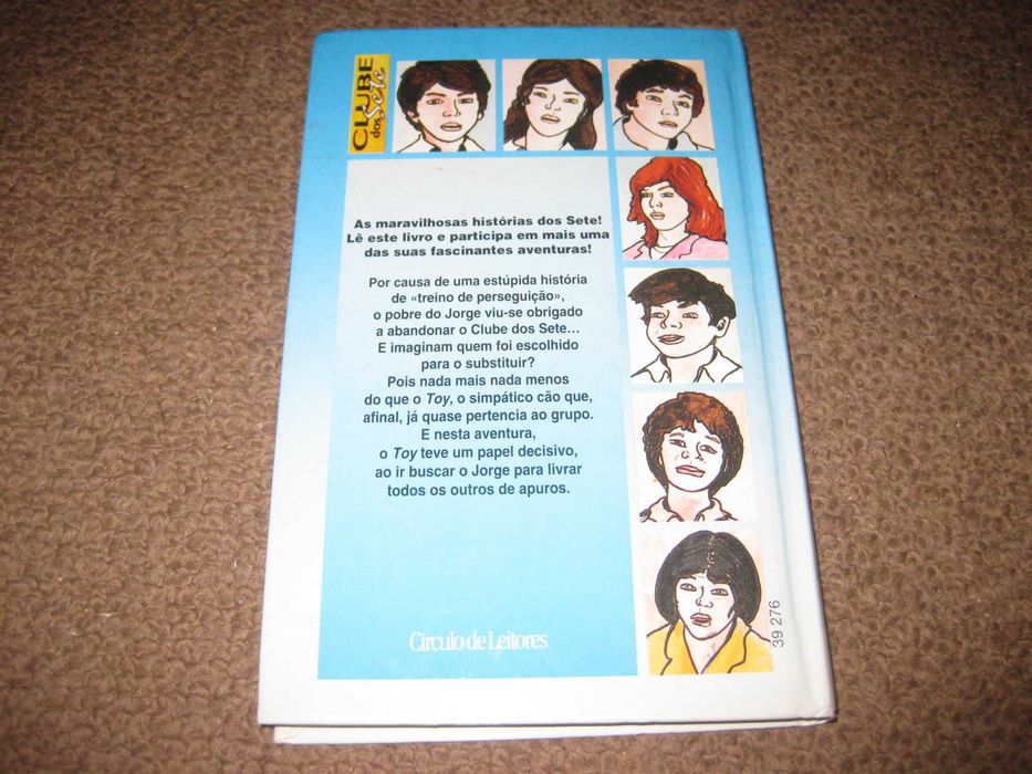 Livro "Os Sete e os Cães Roubados" de Enid Blyton