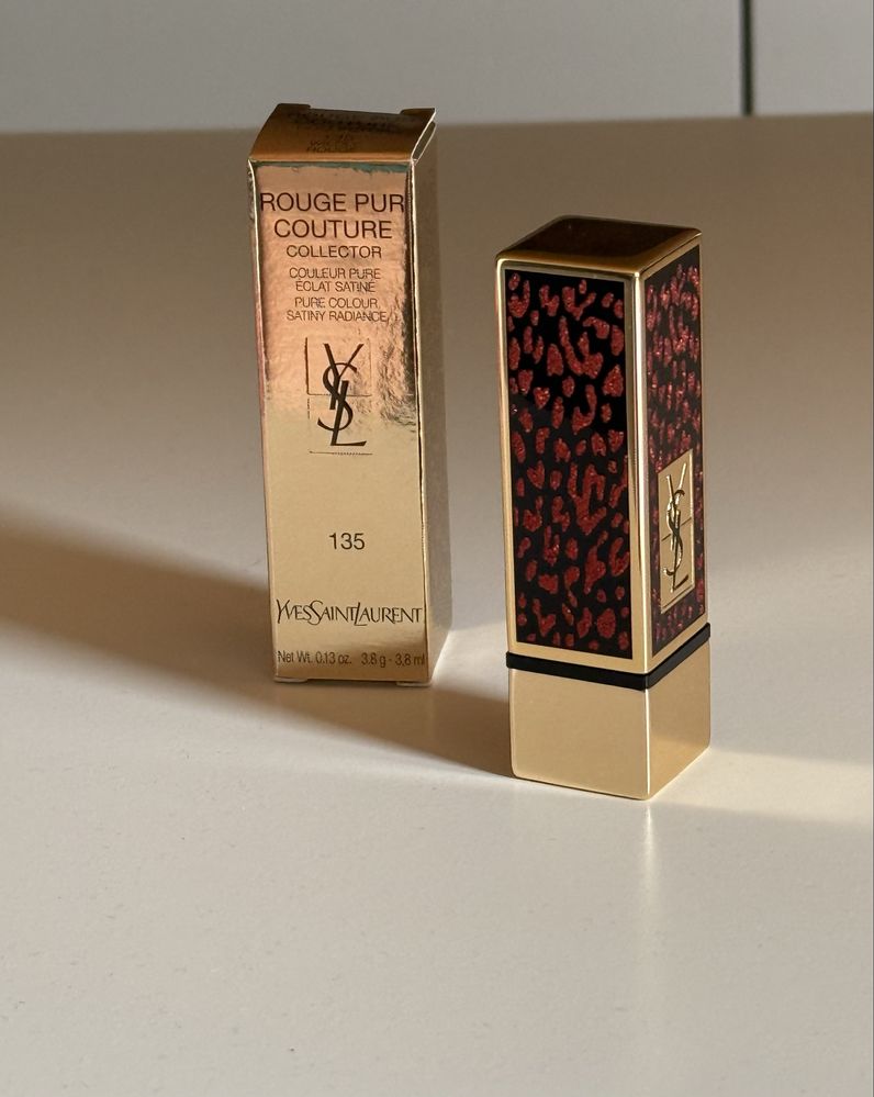 Pomadka szminka YSL 135 Wildly Rouge