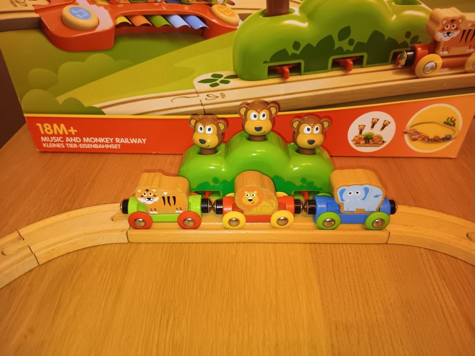 Comboio Musical Hape